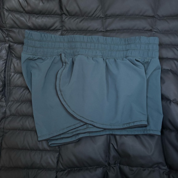 Lululemon Athletica shorts, Storm Teal - Picture 3 of 13